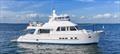 670 Azure Sport Yacht: Flybridge Feature