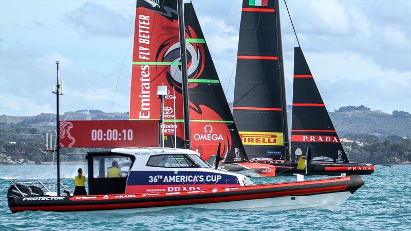 Practice race start Emirates Team NZ and Luna Rossa - Practice Day 1 -  ACWS - December 8, 2020 - Waitemata Harbour - Auckland - 36th America's Cup photo copyright Richard Gladwell / Sail-World.com taken at Royal New Zealand Yacht Squadron and featuring the AC75 class