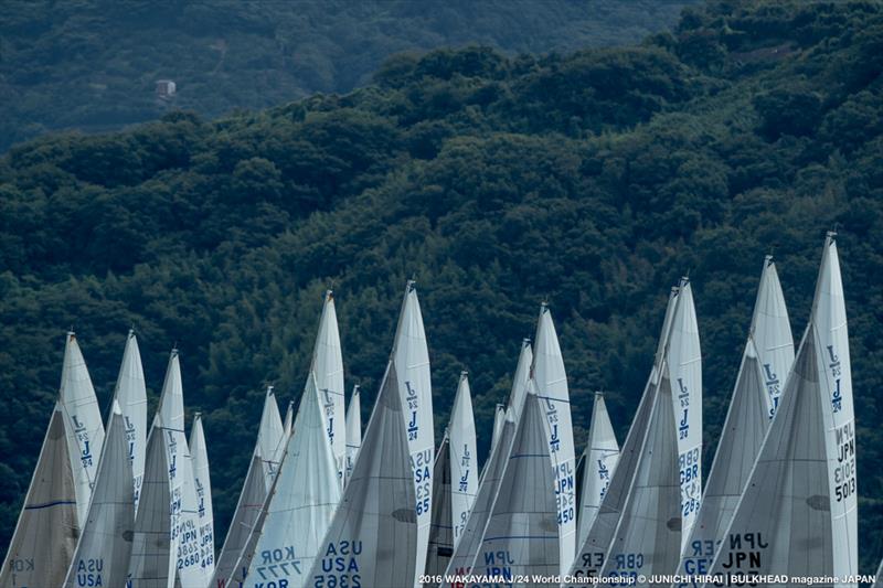 Racing on the final day of the J/24 World Championship at Wakayama, Japan photo copyright Junichi Hirai / Bulkhead Magazine Japan taken at Wakayama Sailing Club and featuring the J/24 class
