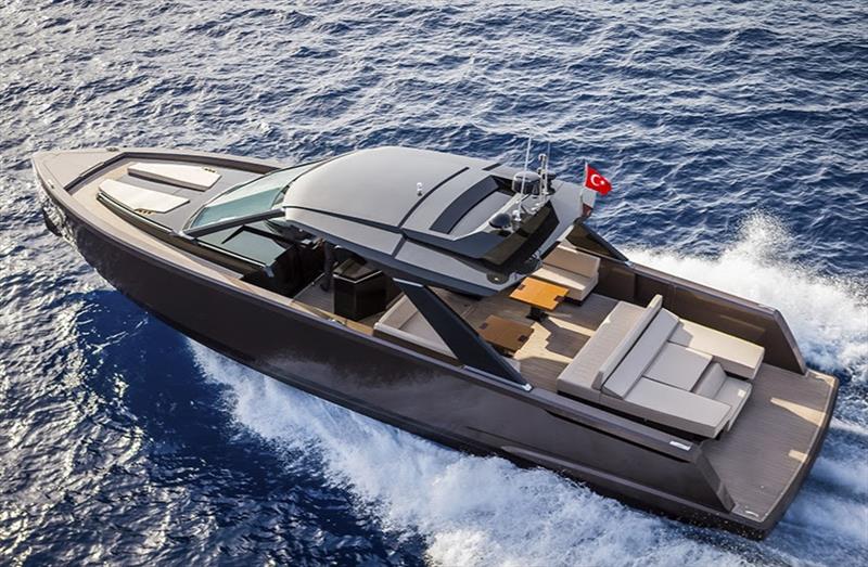 The 16-metre fast runaboat by Alia Yachts - photo © Sand People