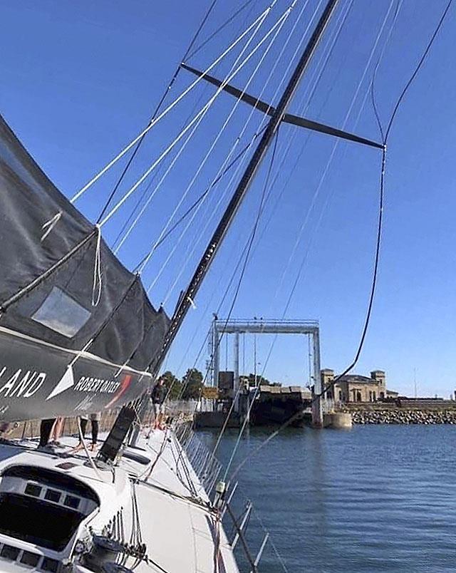 Damage to Wild Oats XI as bottom section of mast fails, and loads up the deck photo copyright Voile Dock Talk taken at Cruising Yacht Club of Australia and featuring the Superyacht class