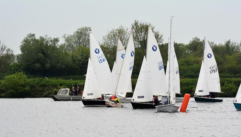 The start of Race 4 during the Wanderer Inlands at Cotswold SC photo copyright Vicky King taken at Cotswold Sailing Club and featuring the Wanderer class